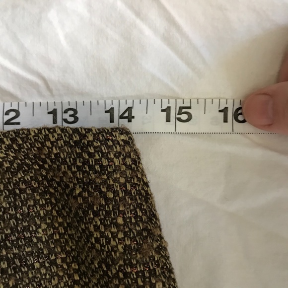 Tweed Skirt, Sz10. DP-01 - Picture 6 of 9